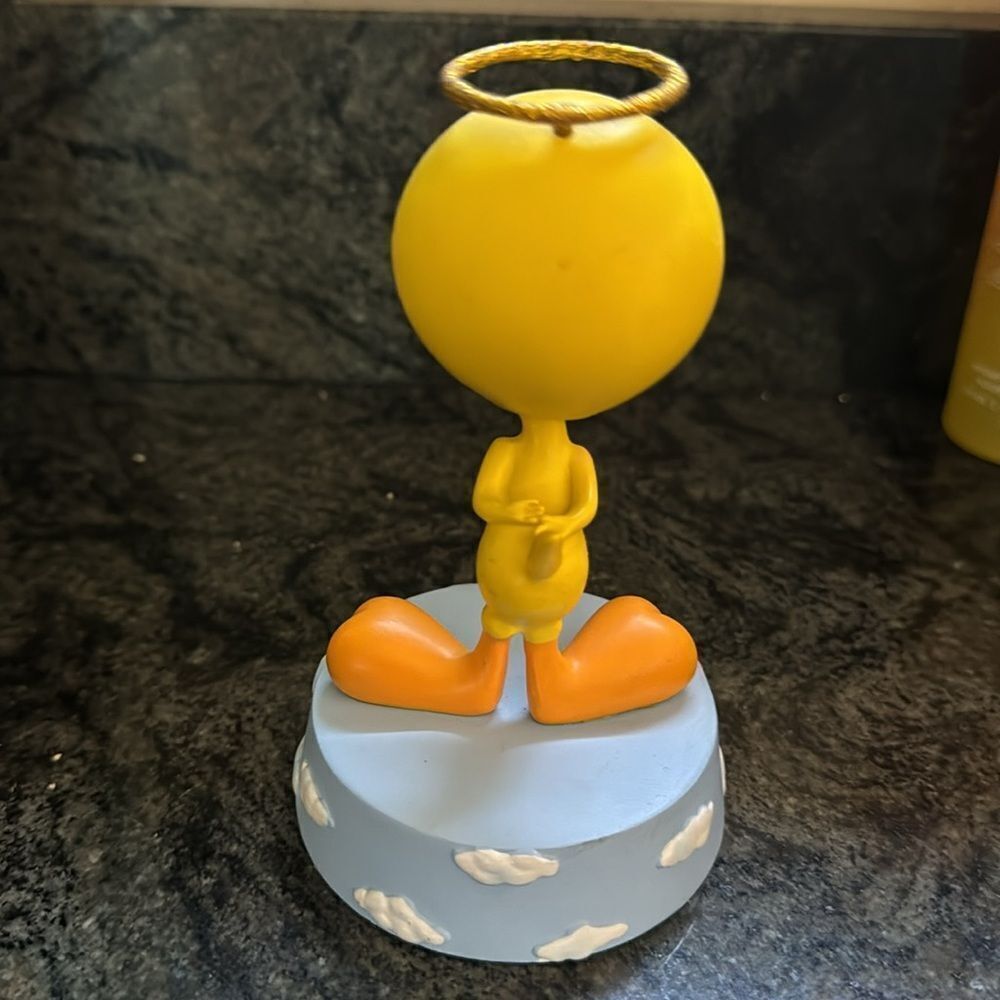 Warner Brothers TWEETY BIRD BOBBLE HEAD - Picture 4 of 6